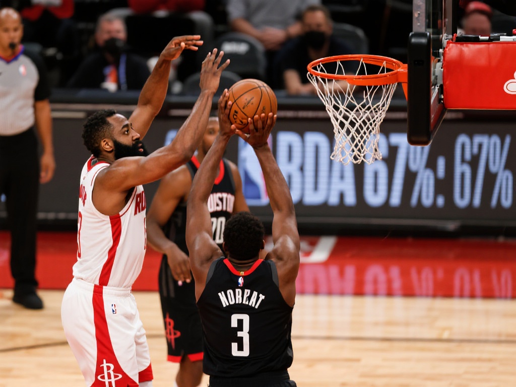 根据NBA官方数据统计，整个联盟当季系列