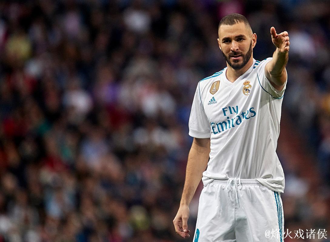 本泽马或放弃沙特天价年薪，自由身引多队争夺